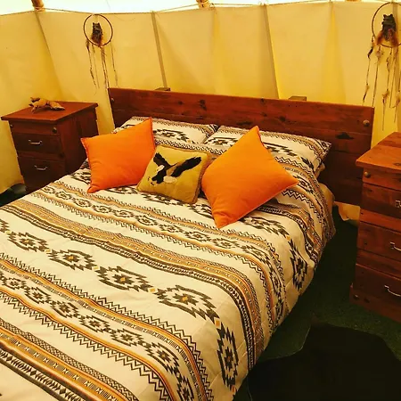 Casa Bella Teepees (adults Only) * Zújar