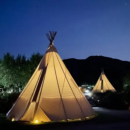 Casa Bella Teepees (adults Only) * Zújar